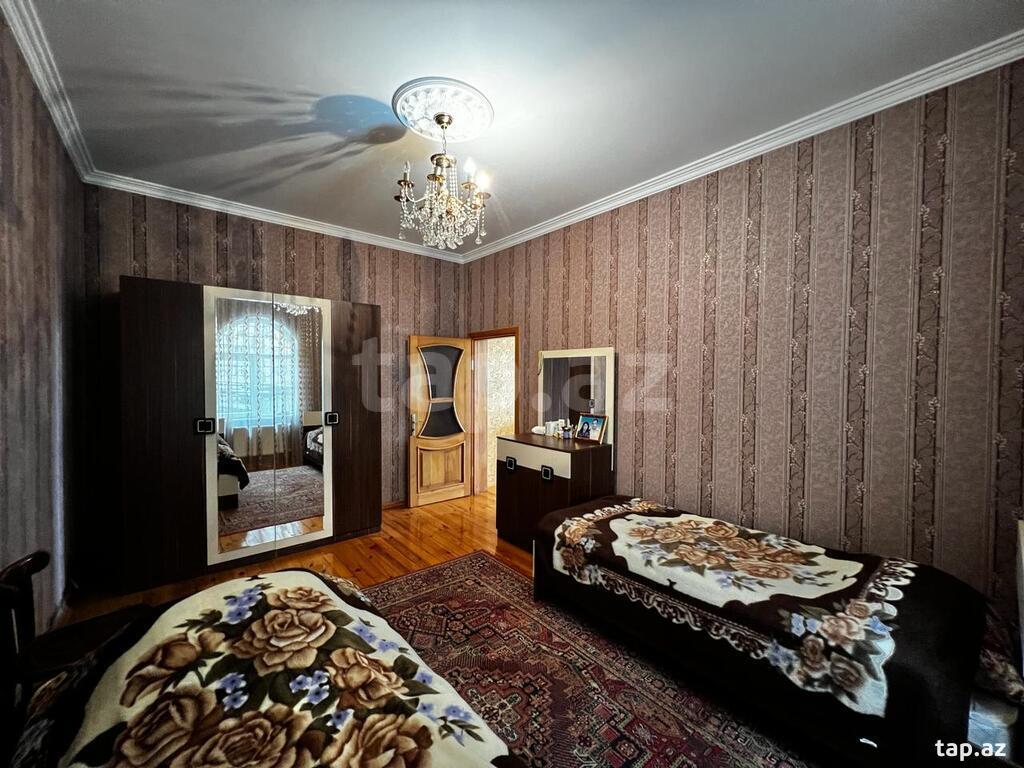 Həyət evi, Badamdar qəs. (13)