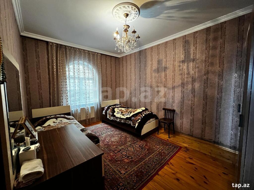 Həyət evi, Badamdar qəs. (14)