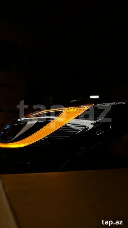 "Toyota Camry 2024-2025" ön faraları