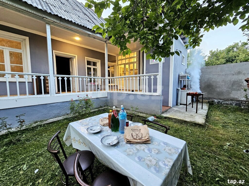 Həyət evi kirayə verilir, Qəbələ ş.