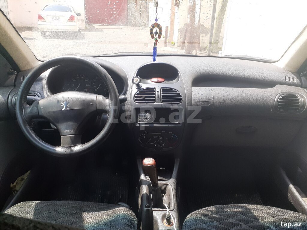 Peugeot 206, 2007 il (4)