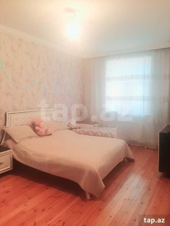 4-otaqlı yeni tikili, Moskva pr., 147 m²