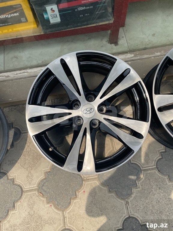 "Hyundai, Kia" diskləri R18
