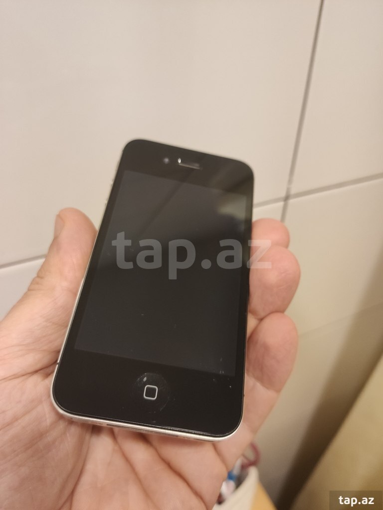 Apple iPhone 4S Black 64GB (2)