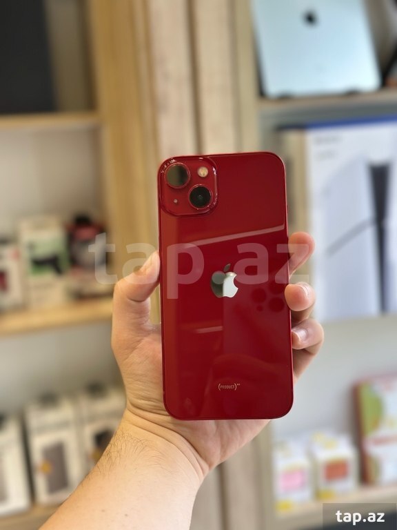 Apple iPhone 13 Red 256GB/4GB (3)