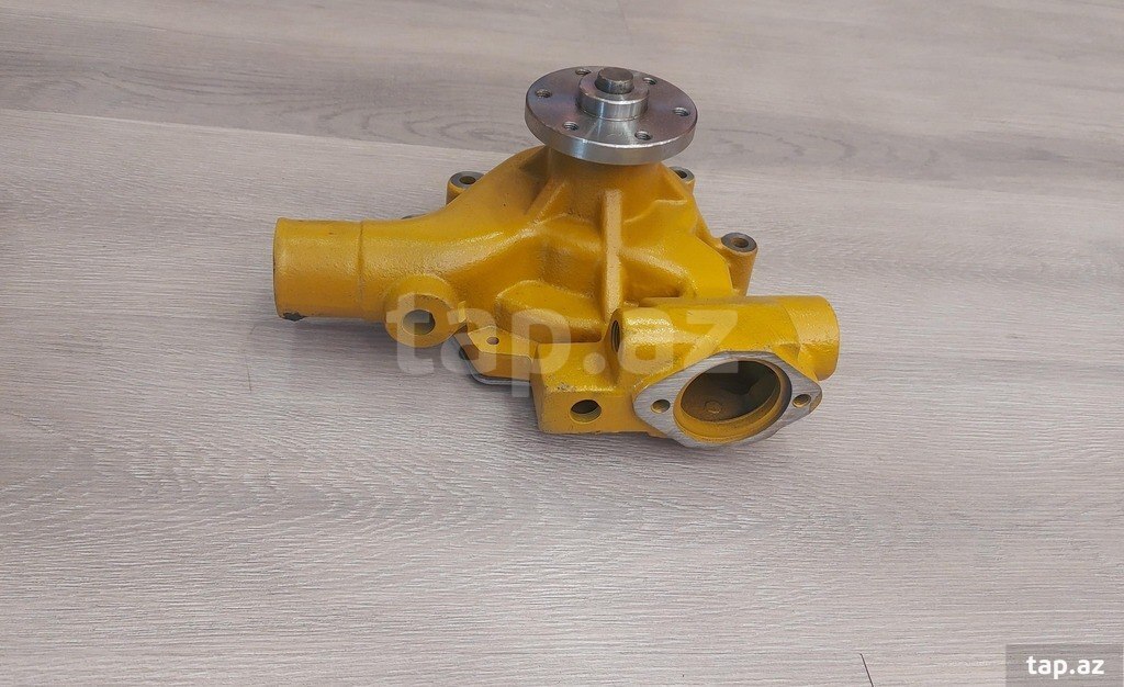 Su pompası "Komatsu Forklift"