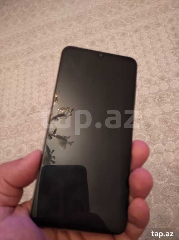 Xiaomi Mi 9 Piano Black 64GB/6GB (2)