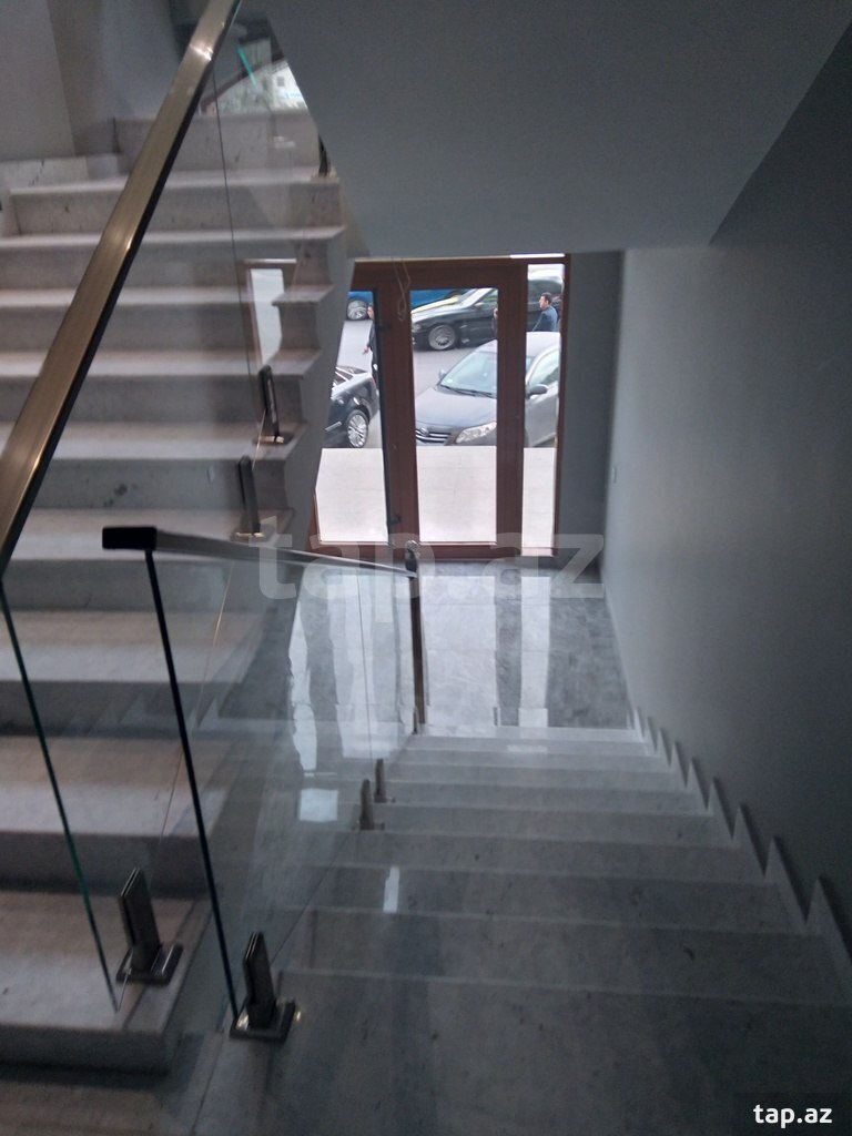 Ofis icarəyə verilir, Azadlıq m. (10)