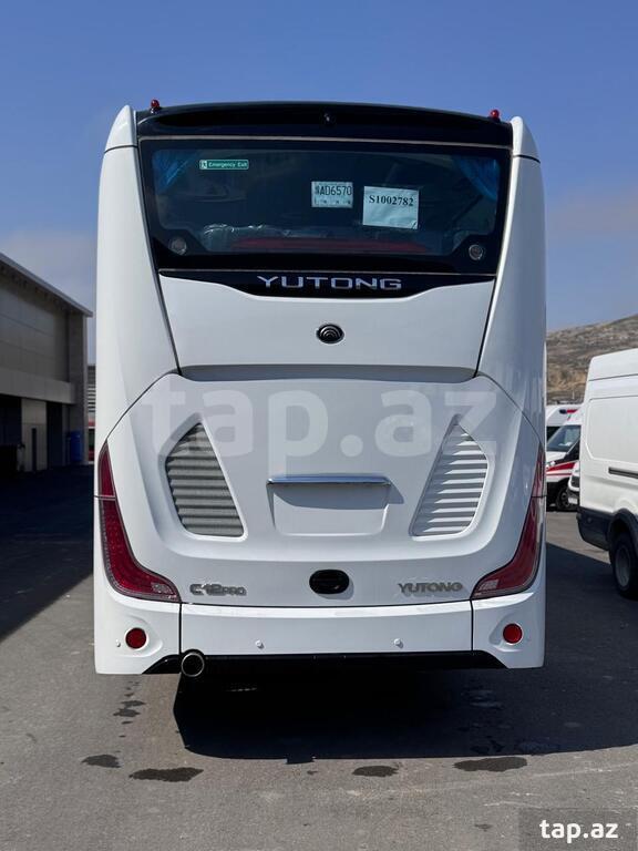 Yutong C 12 PRO (2)