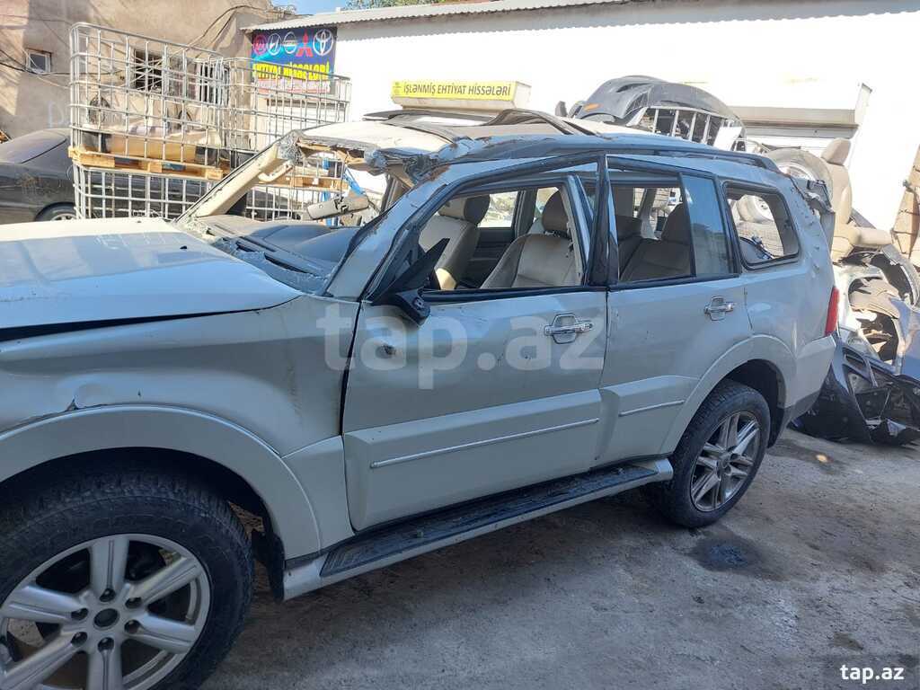 Mitsubishi Pajero, 2008 il (3)