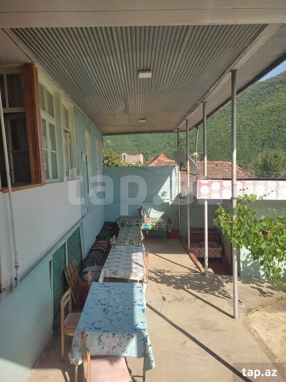 Həyət evi, Şəki r.