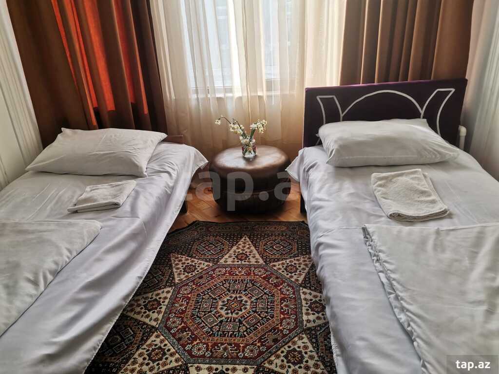 4-otaqlı yeni tikili kirayə verilir, 28 May m., 160 m² (11)