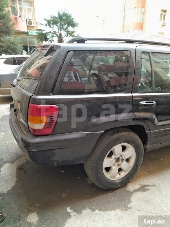 Jeep Grand Cherokee, 2000 il (2)