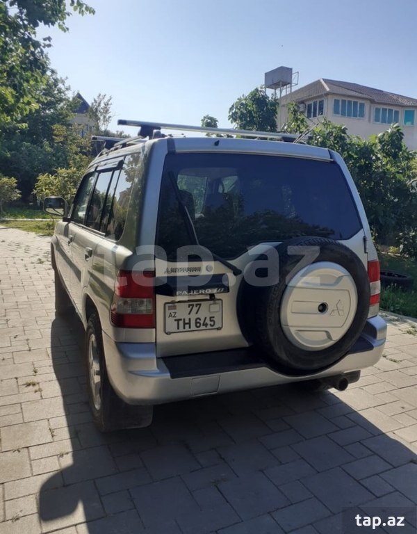 Mitsubishi Pajero io, 2001 il (5)