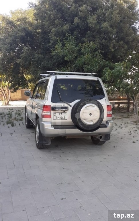 Mitsubishi Pajero io, 2001 il (6)