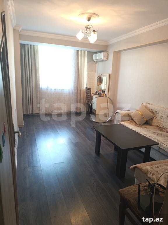 2-otaqlı mənzil, Gəncə pr., 40 m²