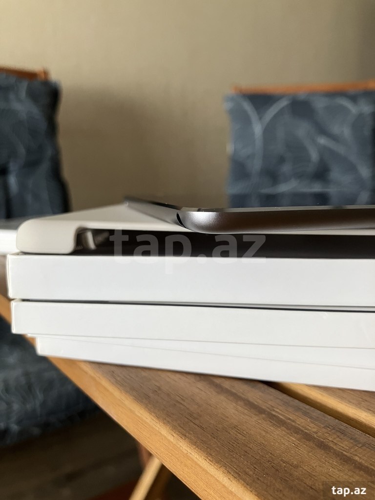 Planşet "Apple iPad Mini 4 - Set" (12)