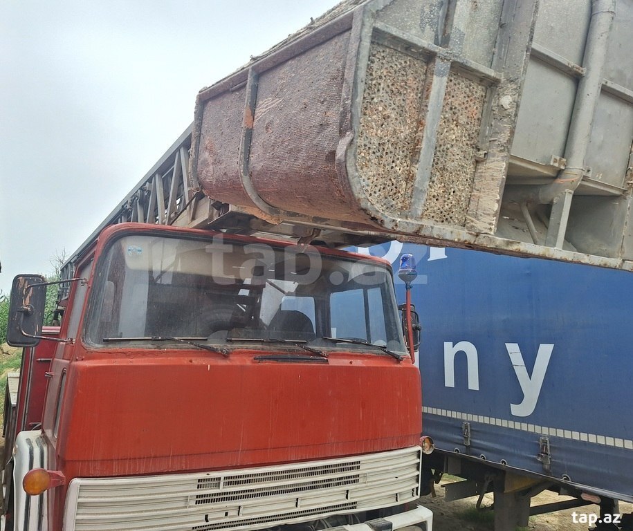 Avtokran "İveco", 1976 il  (11)
