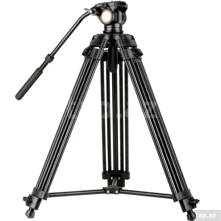 Tripod "Qzsd q880"