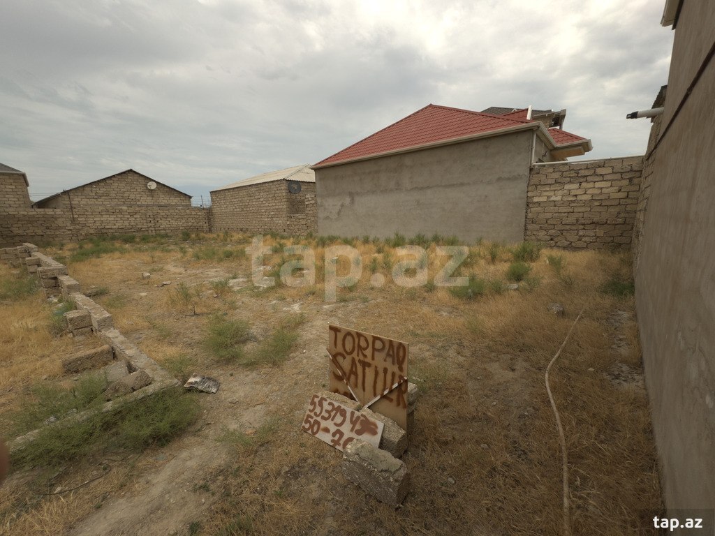 Torpaq satılır, Balaxanı, Bakı