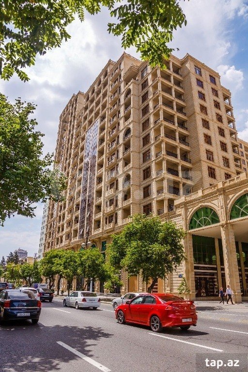 4-otaqlı yeni tikili, Ü. Hacıbəyov küç., 200 m²
