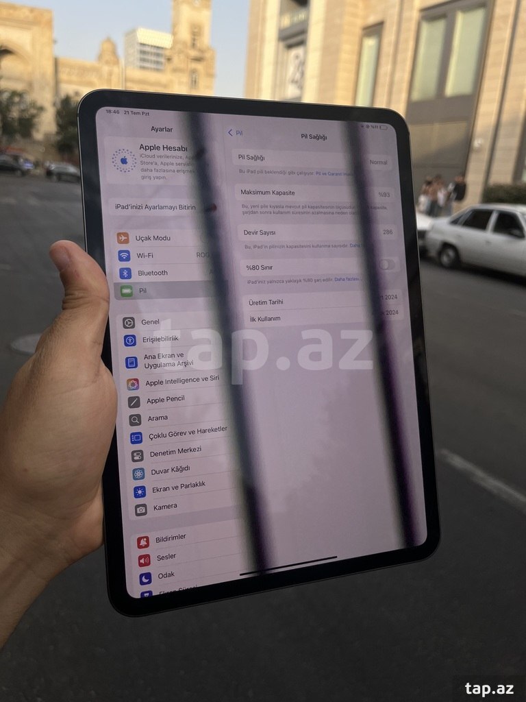 Apple iPad Pro 11'Inch M4 Black 256 GB  (7)