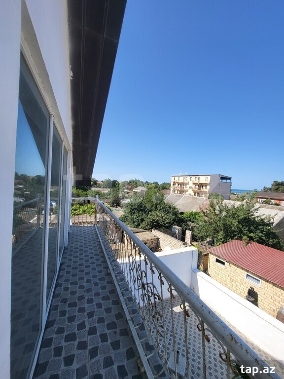 Həyət evi kirayə verilir, Nabran r. (24)