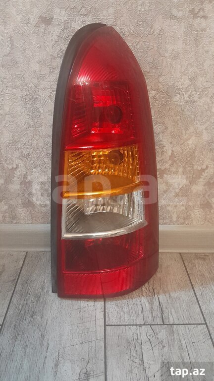 "Opel Astra G" arxa stop işıqları