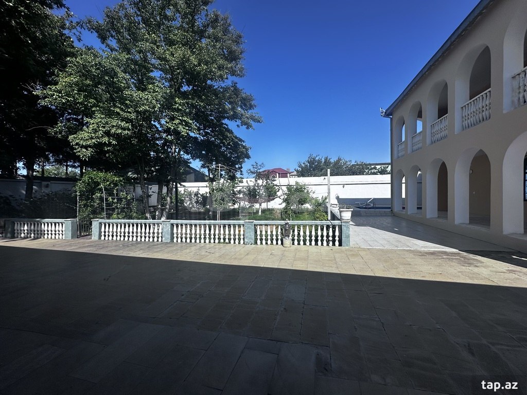 Bağ evi, Novxanı qəs. (4)
