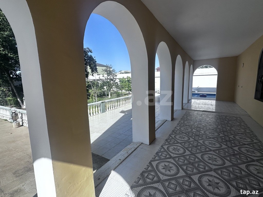 Bağ evi, Novxanı qəs. (9)