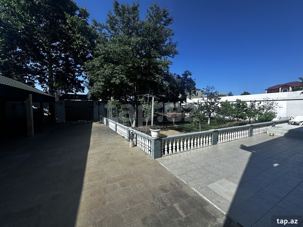 Bağ evi, Novxanı qəs. (8)