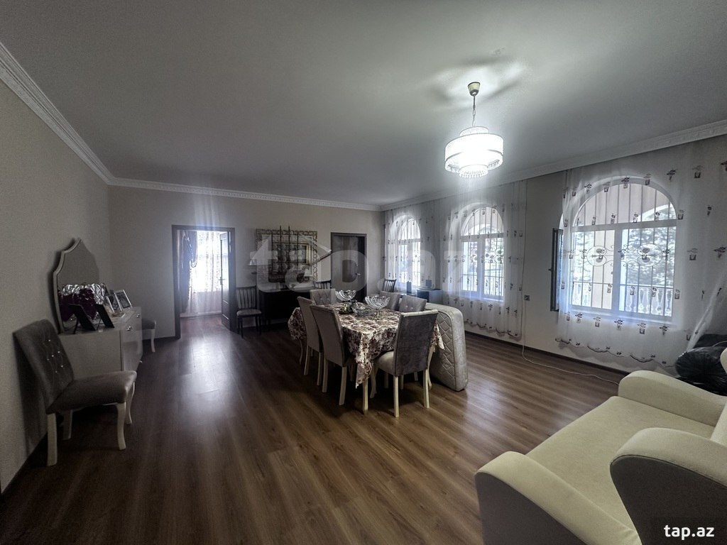 Bağ evi, Novxanı qəs. (20)