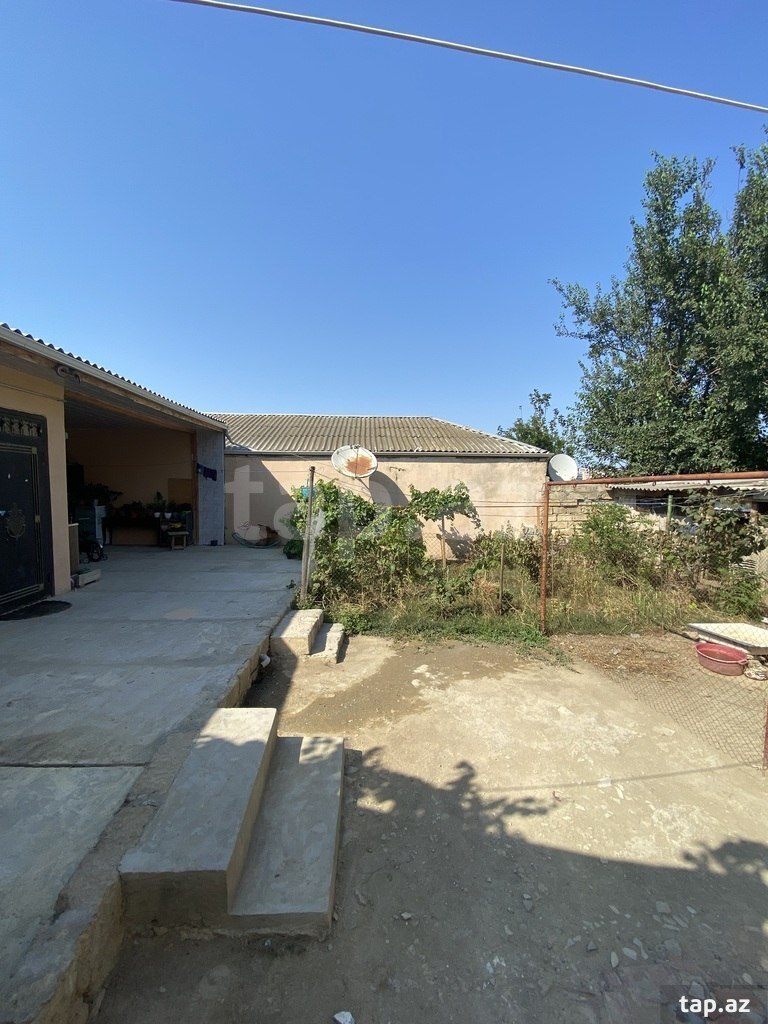 Həyət evi, Binəqədi r. (9)