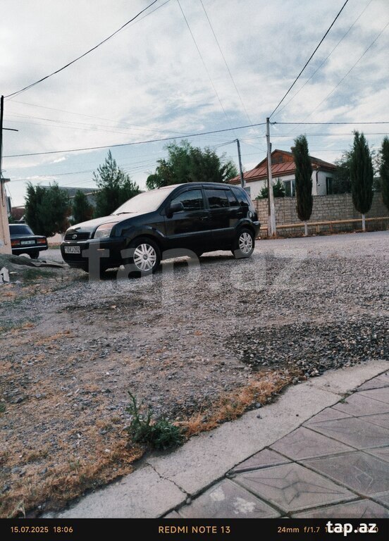 Ford Fusion, 2010 il (2)