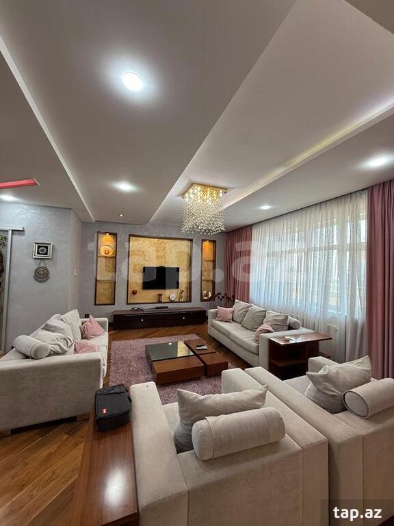 7-otaqlı yeni tikili, H.Cavid pr., 412 m²