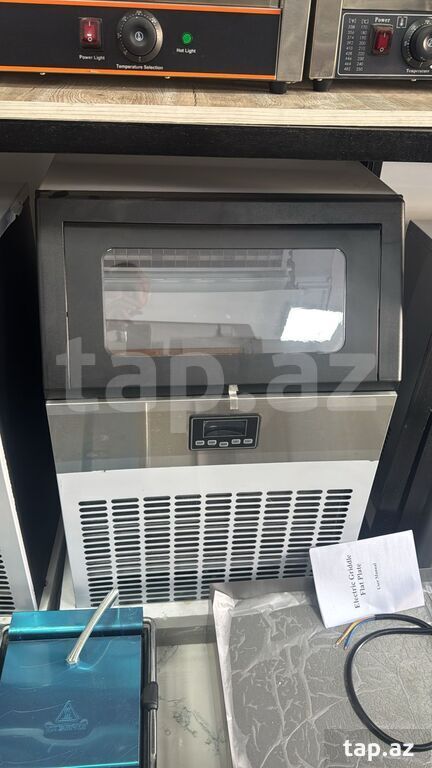 Buz aparatı 120 kq 