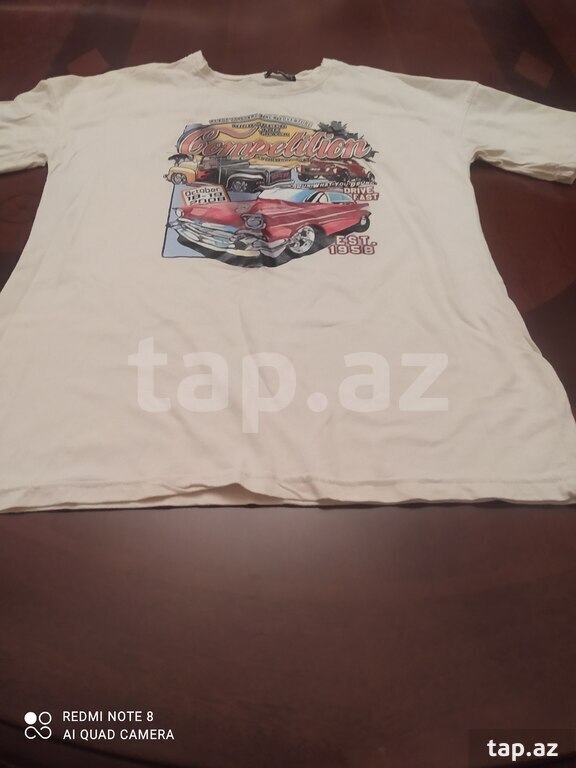 T-shirt