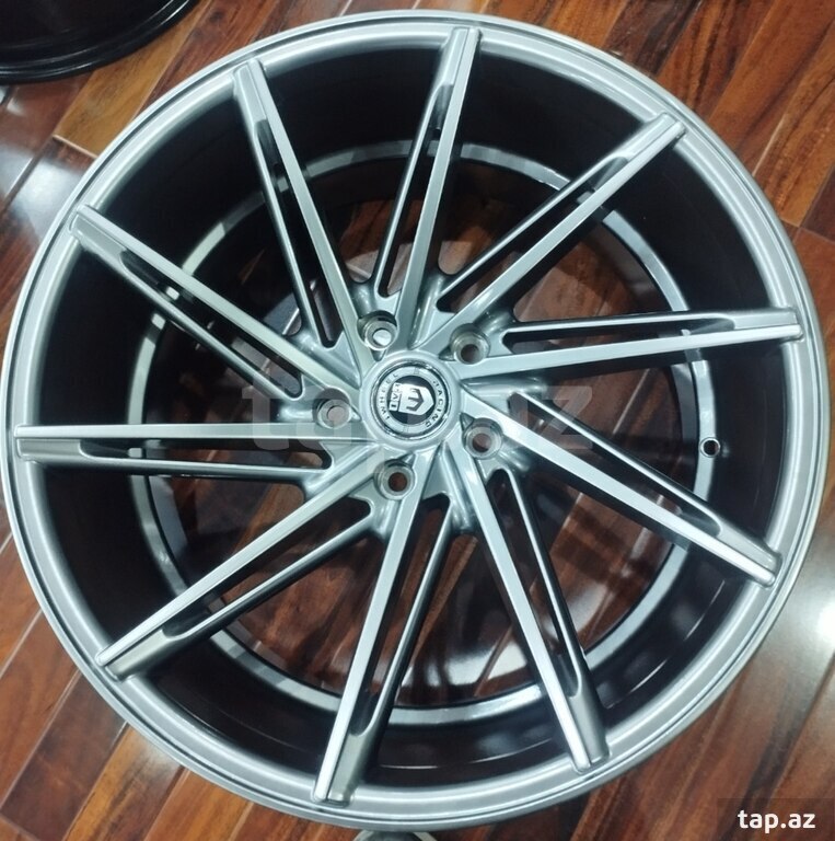 "BMW" diski R20