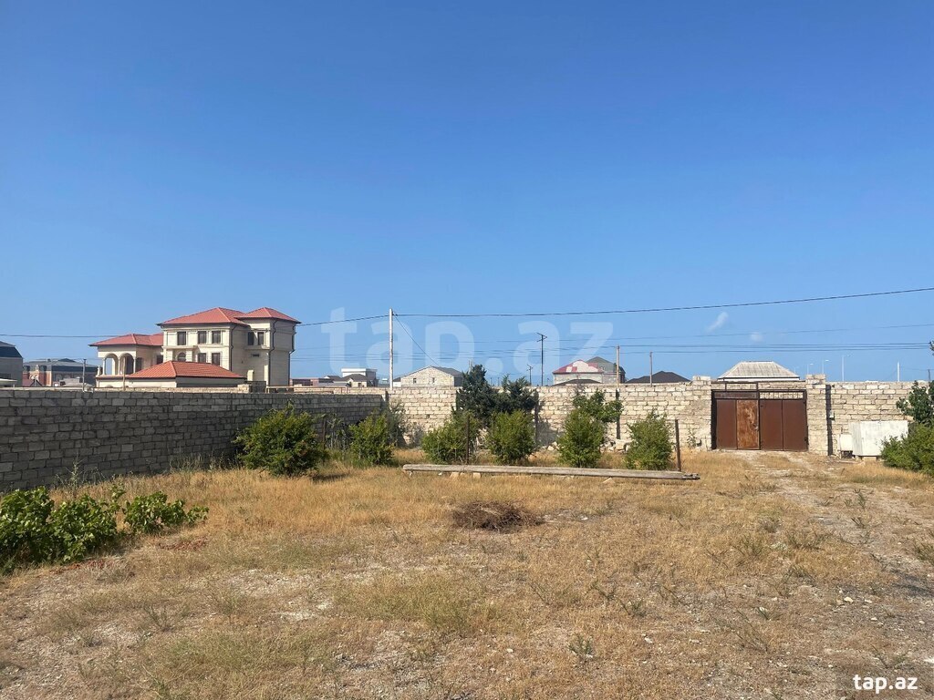 12 sot torpaq sahəsi, Şüvəlan qəs. (16)