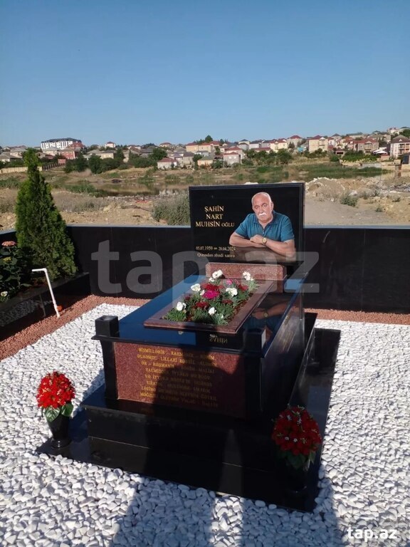 Məzar daşlarının sifarişi (2)