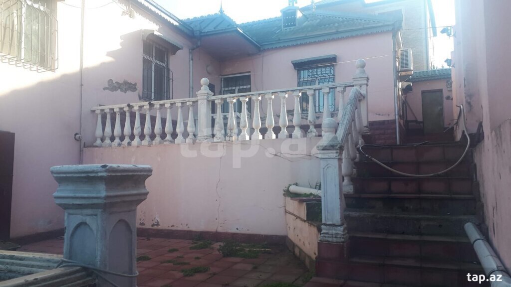 Həyət evi, Badamdar qəs. (4)