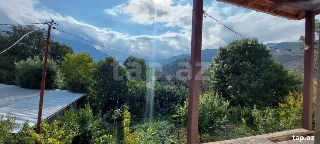Bağ evi kirayə verilir, Ləhıc qəs. (2)