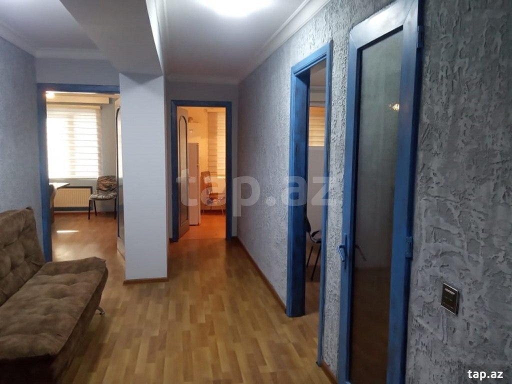 Ofis icarəyə verilir, Aşıq Molla Cümə küç.