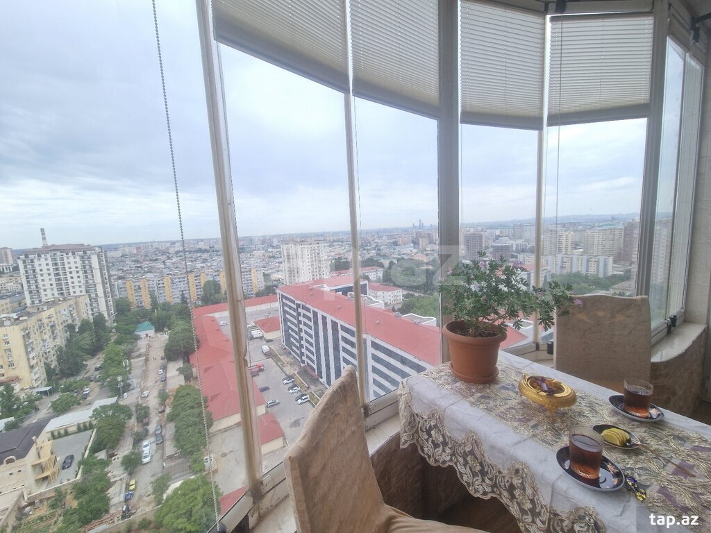 3-otaqlı yeni tikili, Tbilisi pr., 110 m² (2)
