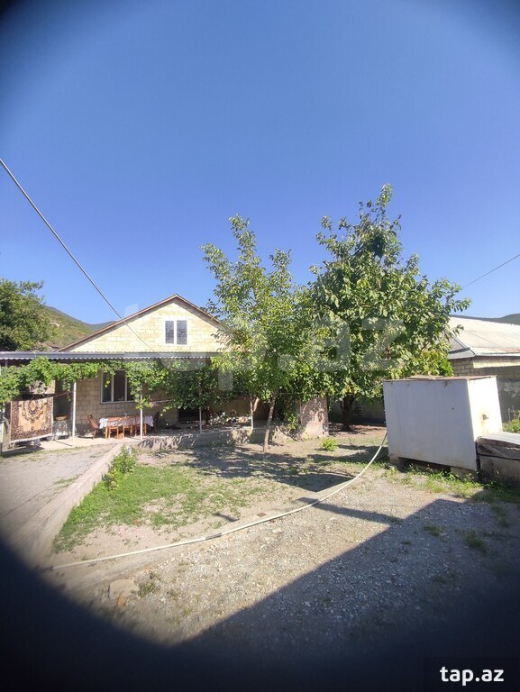 Həyət evi, Şəki ş.