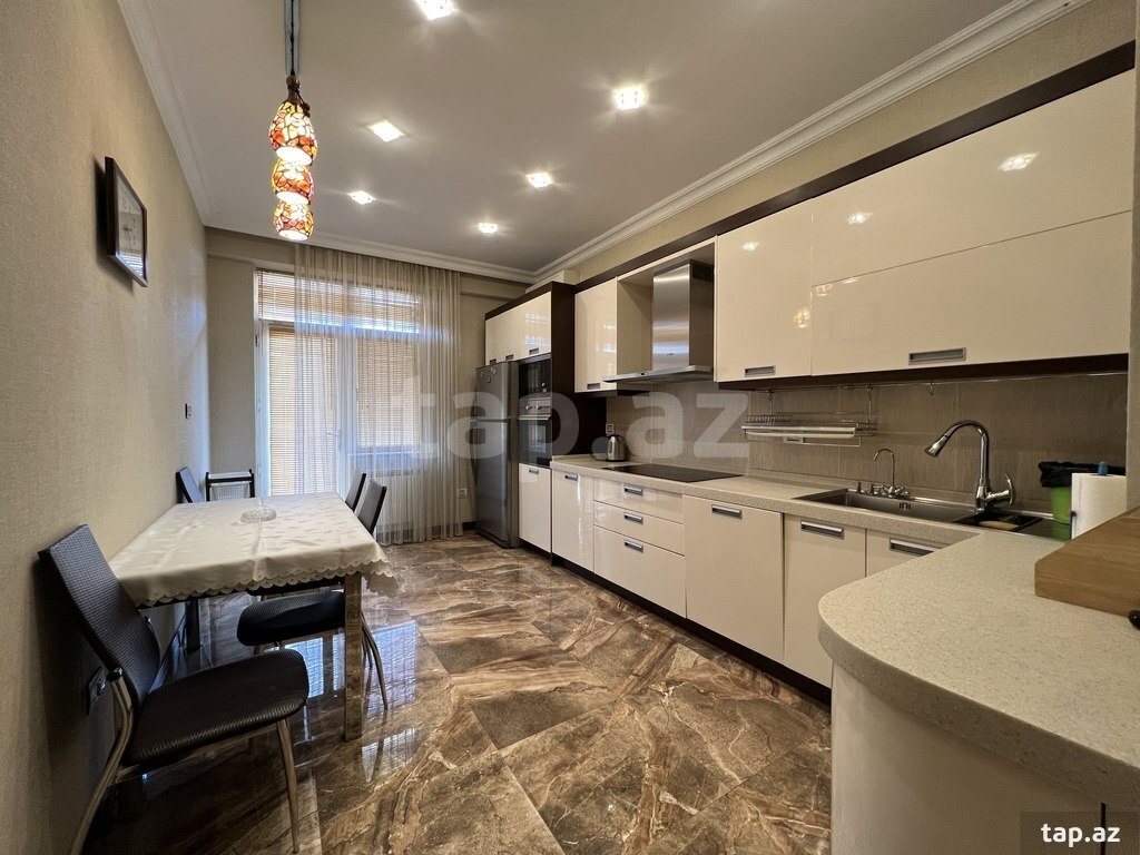5-otaqlı yeni tikili, 28 May m., 285 m² (10)