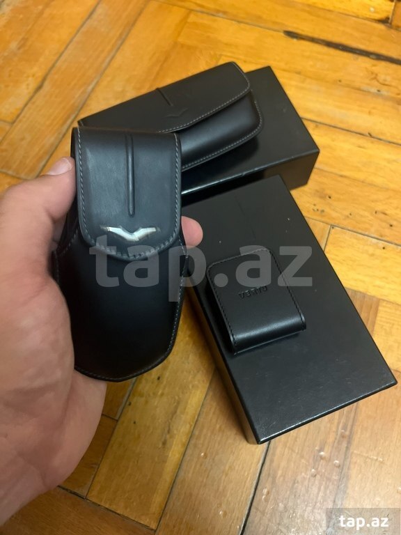 "Vertu Constellation 2006" üçün arxalıq (3)