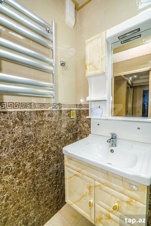 3-otaqlı mənzil kirayə verilir, 28 May m., 110 m² (9)
