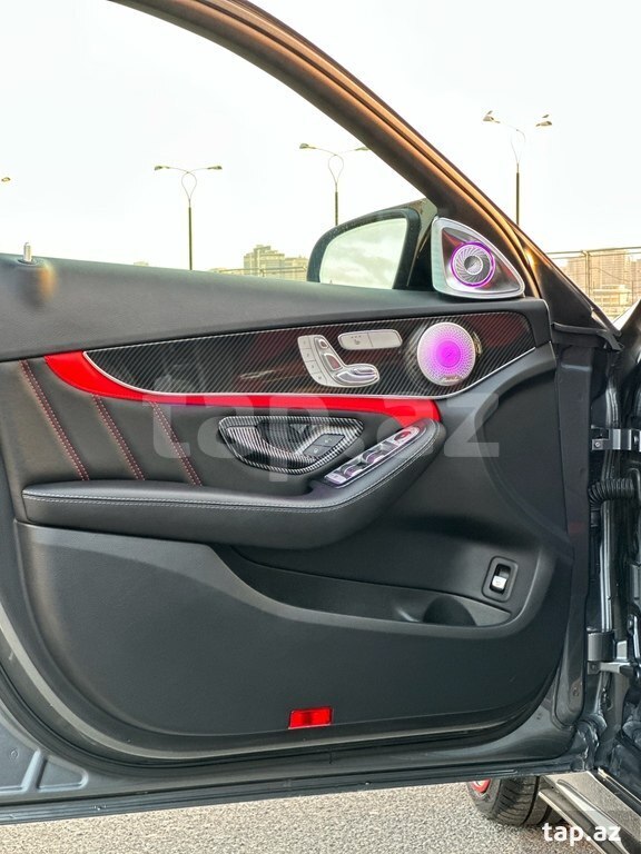 Mercedes C 300, 2017 il (8)
