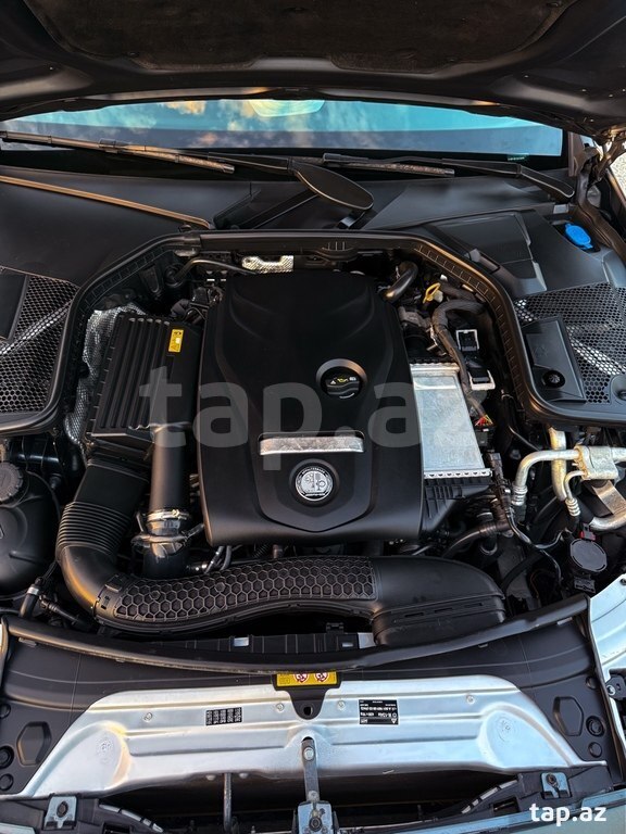Mercedes C 300, 2017 il (9)